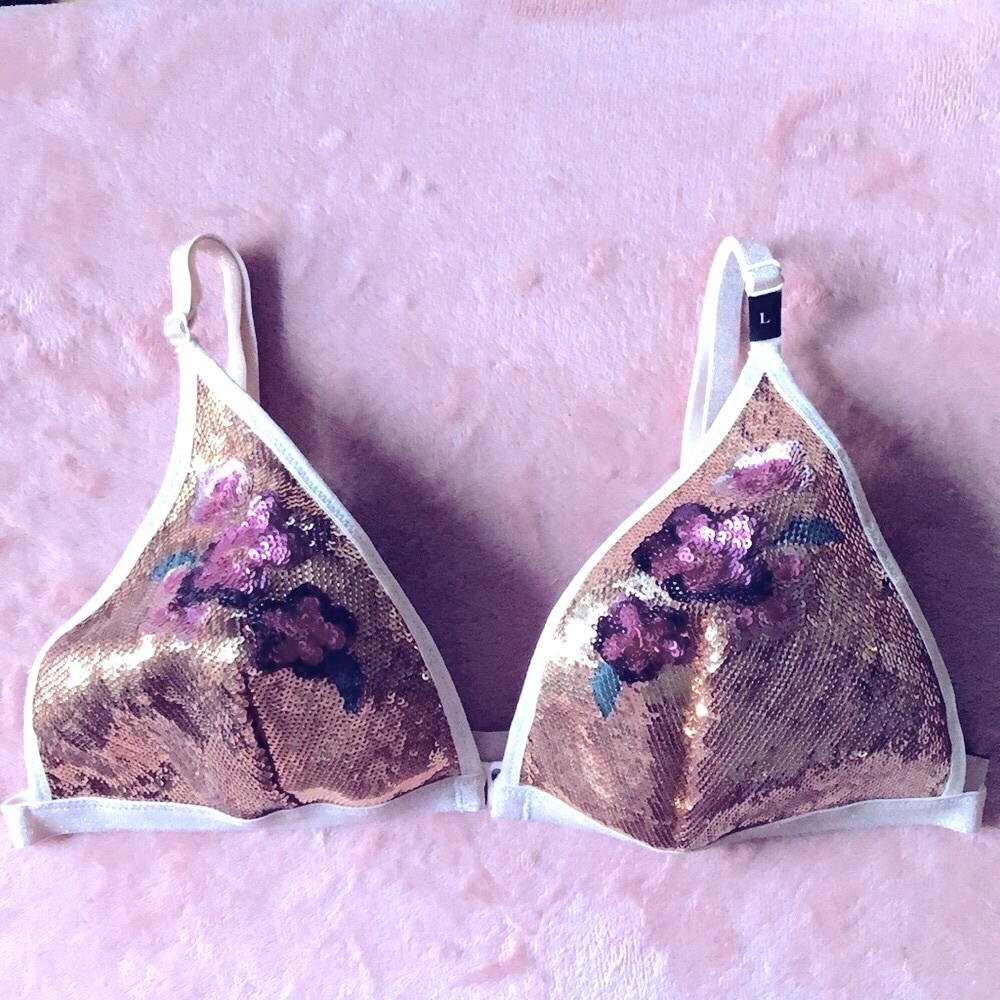 Victoria’s Secret Rose Gold w/Flowers Sequin Bra